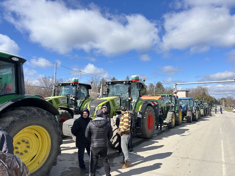 Обществено недоволство в Крушари спря решение за ветрогенераторен парк „Лозенец“
