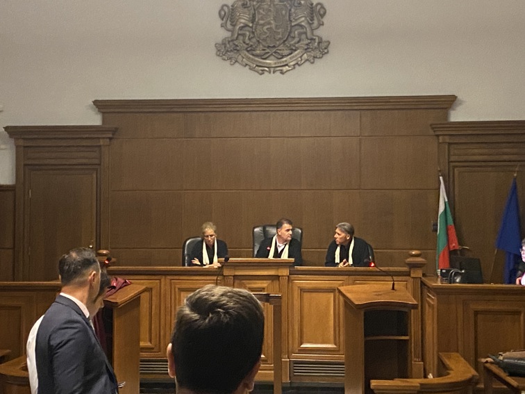 Съдът реши Благомир Коцев и общинските съветници остават в ареста