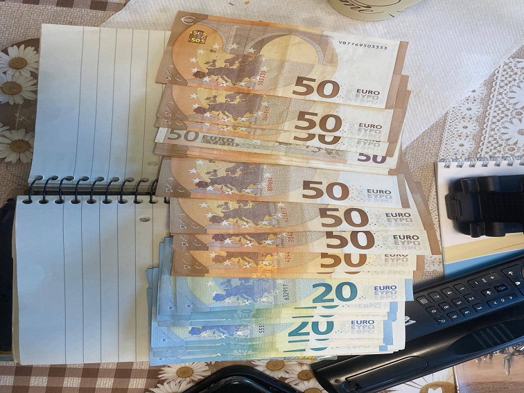 Трима задържани при акция на МВР срещу купуване на гласове в Плевен, иззети са бюлетини и списъци