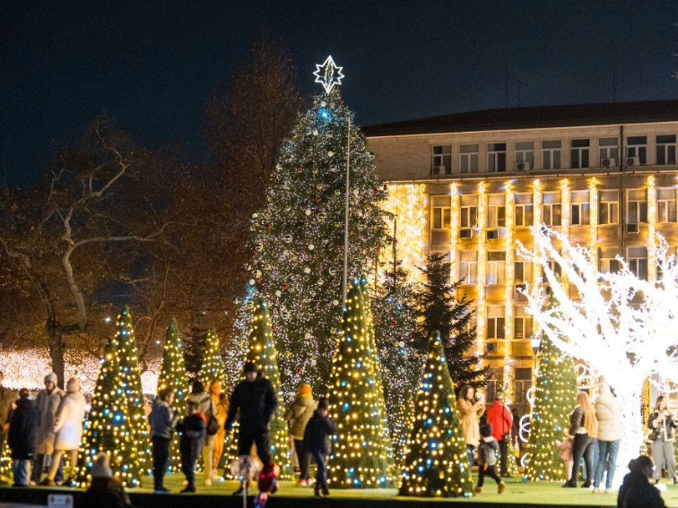 Безплатни празнични пешеходни обиколки на Варна на 26 и 27 декември